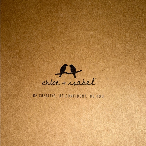 Chloe + Isabel Gold-Tone Necklace with Iridescent and Cream Accents - Picture 10 of 11